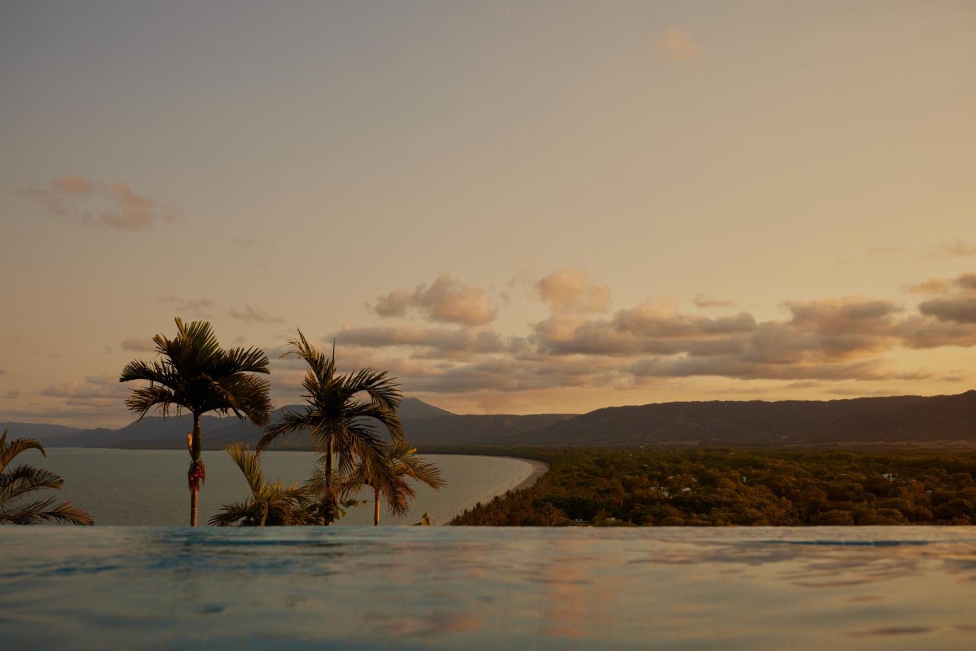 Villa 'The Edge' Unique Luxury Experience Port Douglas Exterior foto
